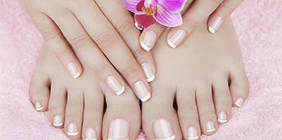 Manicure and pedicure with shellac